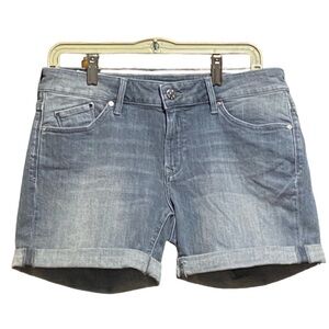 Mavi Woman’s Low Rise Stretch Shorts 8